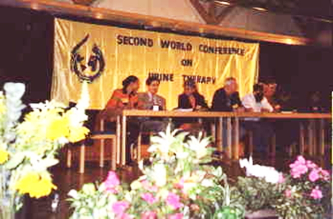 2 ° Congresso Mondiale urinoterapia, Stadthalle City, Germania maggio 1999